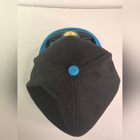 Lot Of 2 VGUC New Era NFL Carolina Panthers 59Fifty Fitted Hats Size 7 1/2 - Picture 5 of 14